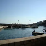 아파트 Mare - One Bedroom With Balcony And Sea View 믈리니