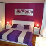 Mare - One Bedroom With Balcony And Sea View 아파트