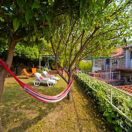 Mare - One Bedroom With Balcony And Sea View Apartment Mlini