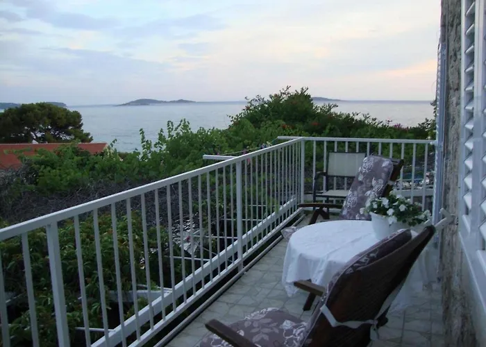 Mare - One Bedroom With Balcony And Sea View