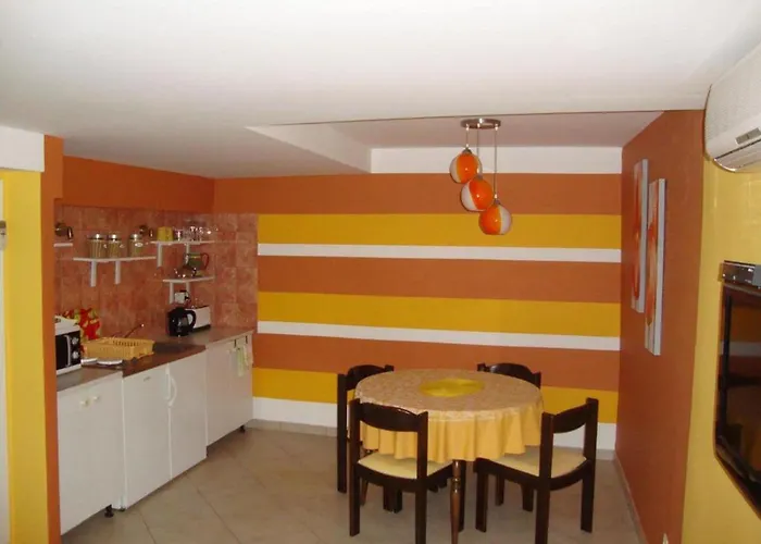 Mare - One Bedroom With Balcony And Sea View Apartment *