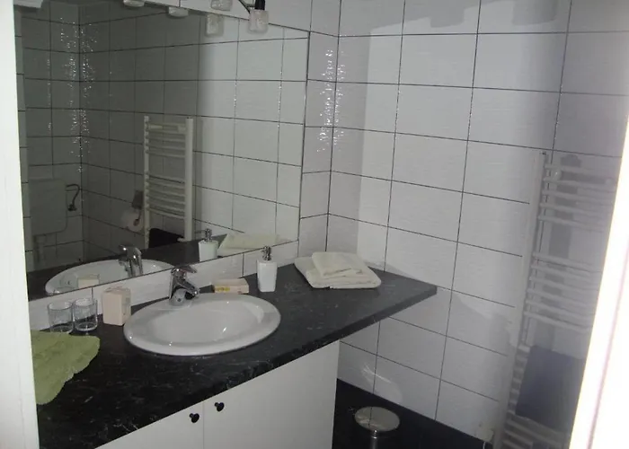 Mare - One Bedroom With Balcony And Sea View Apartment *
